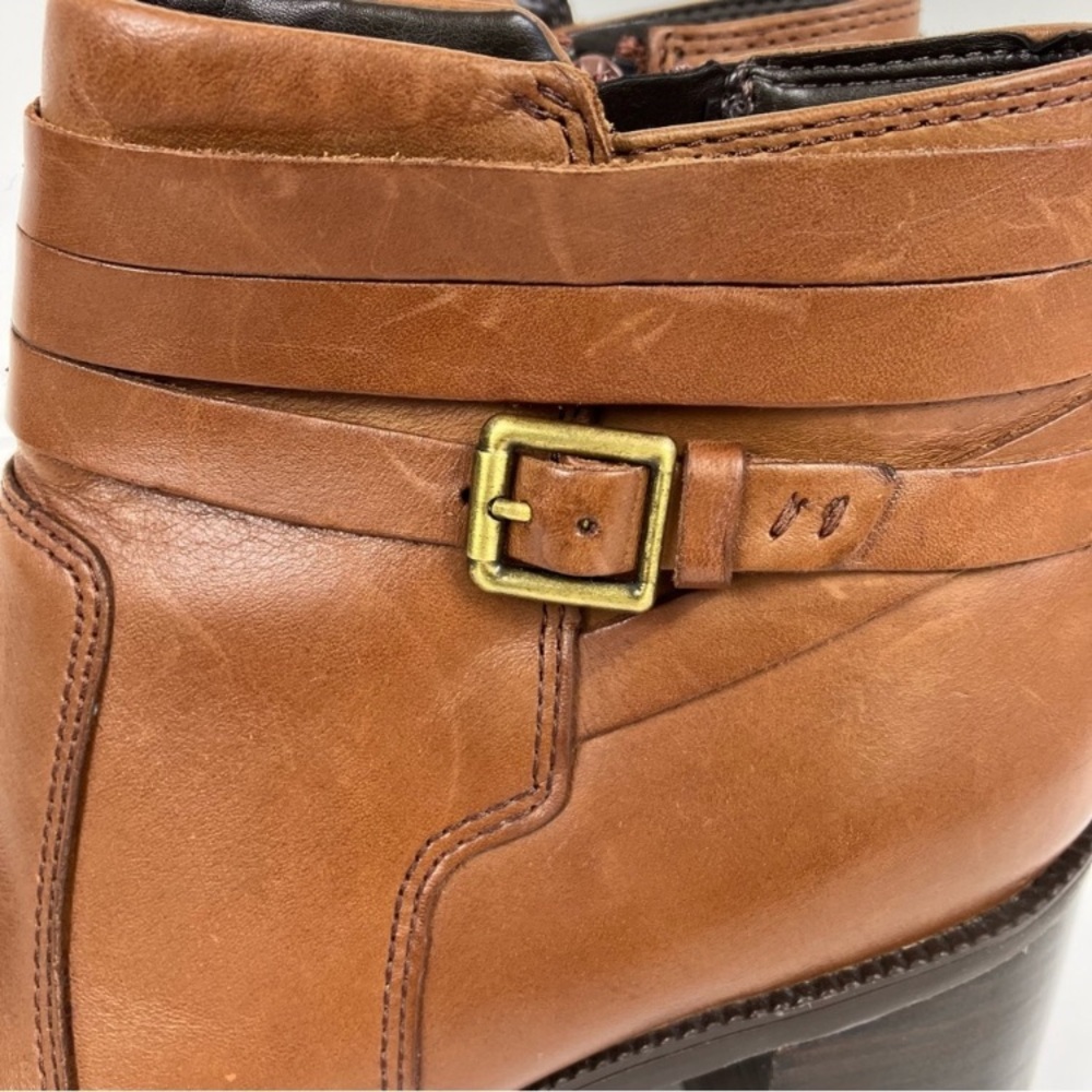 Clarks Tan Leather Ankle Booties - Picture 7 of 16